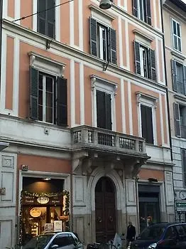 In - Navona